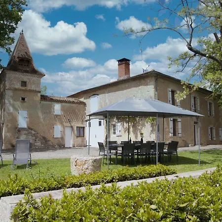Ancienne Ferme Renovee Dans Le Gers Holiday home *