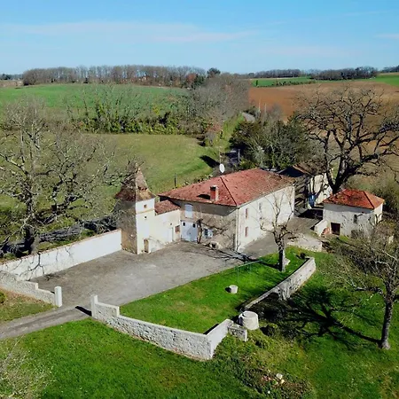 Ancienne Ferme Renovee Dans Le Gers Holiday home *